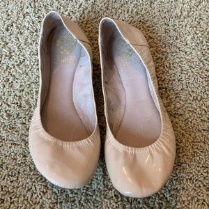 Women’s Vince Camuto flats